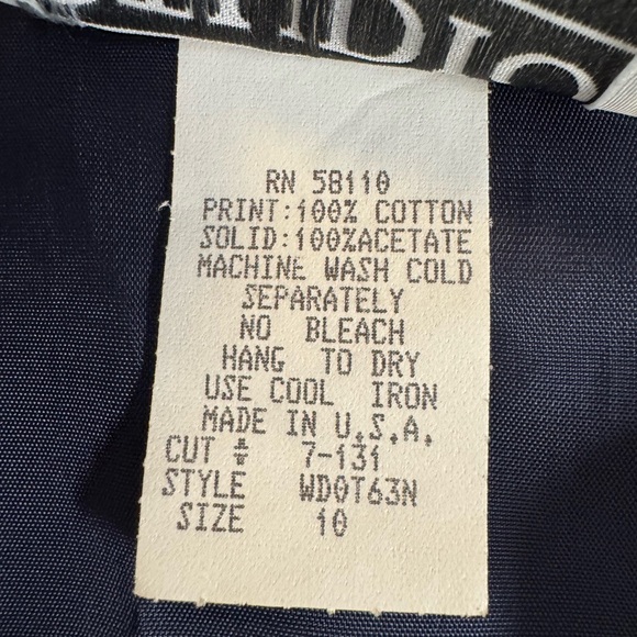 Vintage 80s 90s Tapestry Dark Floral Vest Brocade Cottagecore Fall Rose Academia - Picture 6 of 6